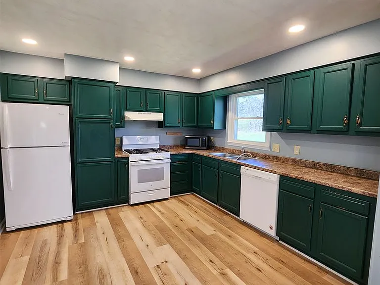 917 Olivette Rd — Photo 6