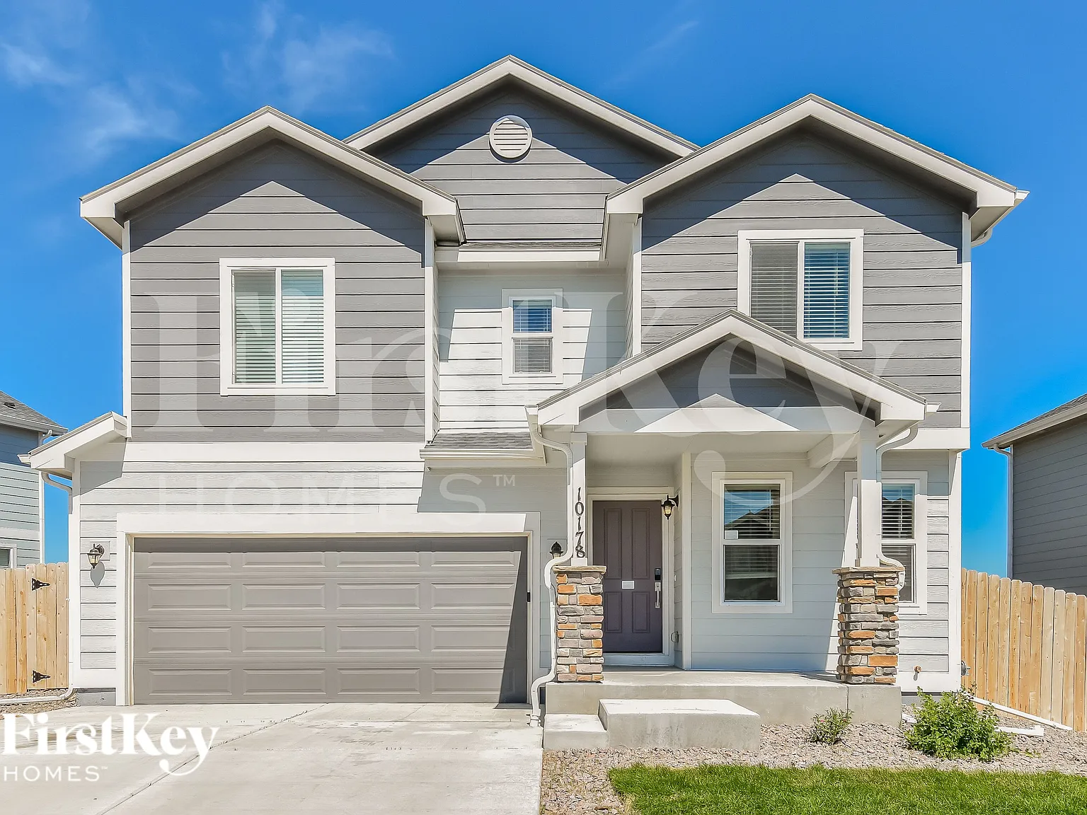 3 bed, 2.5 bath, 1945 sqft, $2,720 — Photo 1