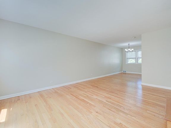 4th image of 1130 N Harlem Ave APT A