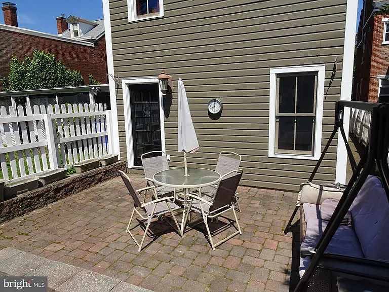 43 W 5th St — Photo 11