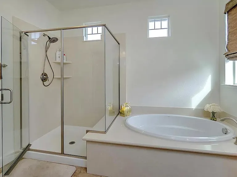 2454 Muller Pl — Photo 7