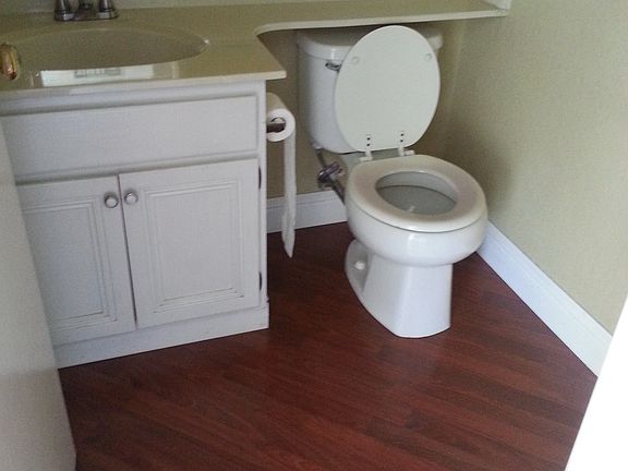 3rd image of 1067 Klemeyer Cir