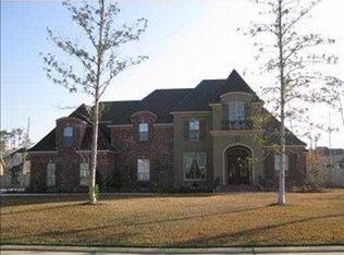 120 Rivers Edge Ct, Slidell, LA 70461