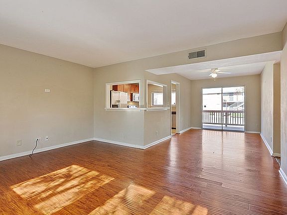 5th image of 4266 Roswell Rd NE APT F4