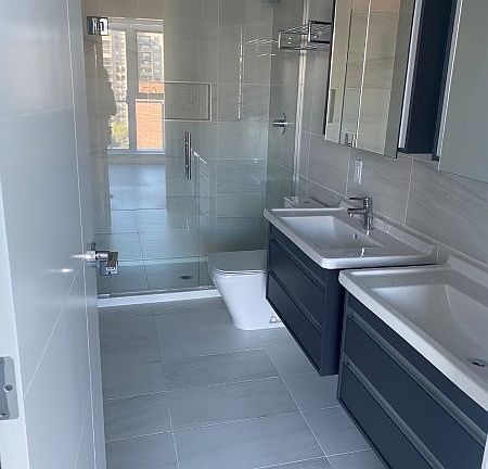 2nd image of 930 16th Ave SW #705