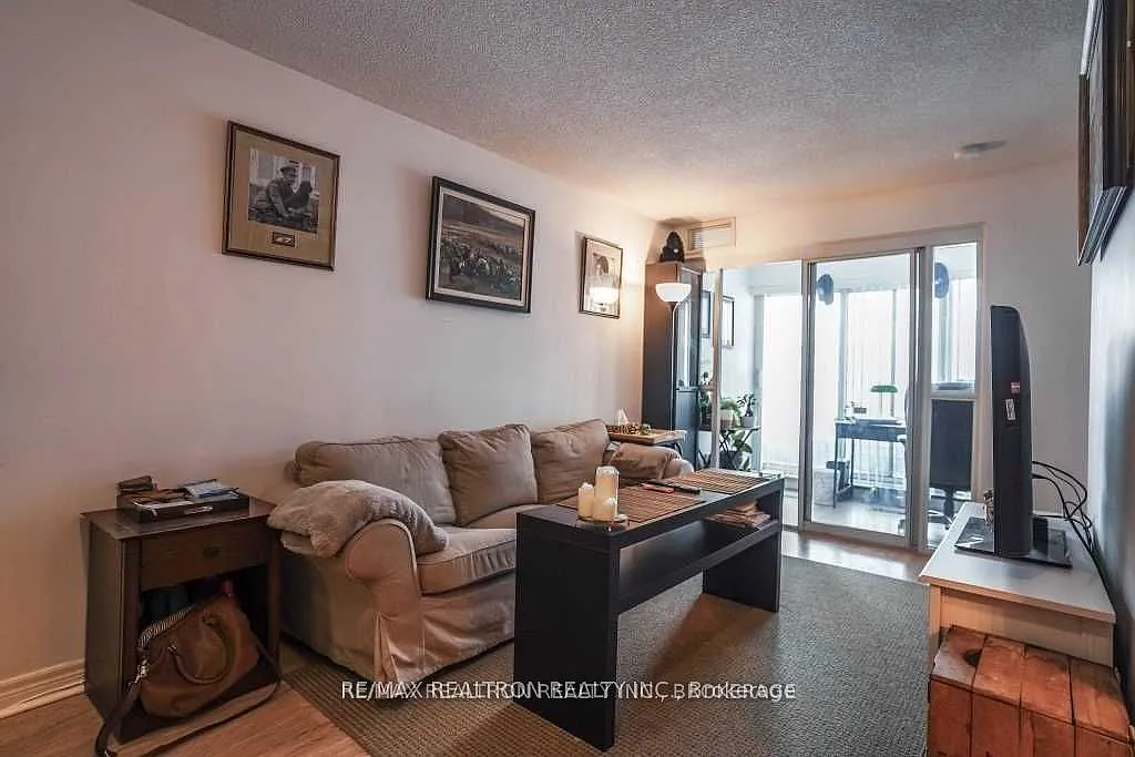 2 bed, $2,200 — Photo 4