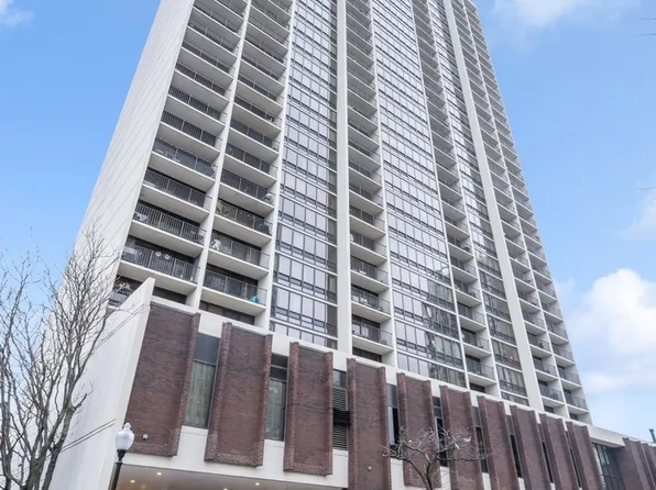 1636 N Wells St APT 506, Chicago, IL 60614