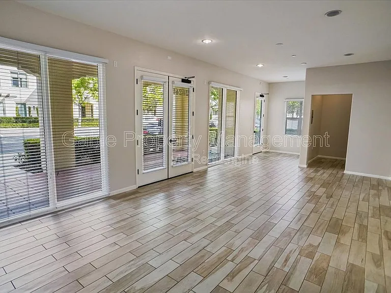 26261 Prima Way — Photo 6