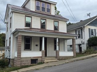 805 5th St, Huntingdon, PA 16652