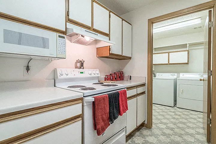 Northbrook Apartments — Photo 177