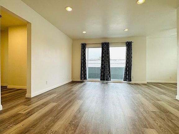 2nd image of 2025 S Shenandoah St APT 10