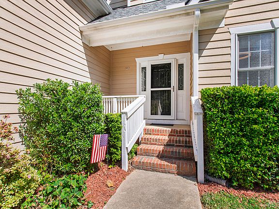 4th image of 182 Chatham Mill Rd