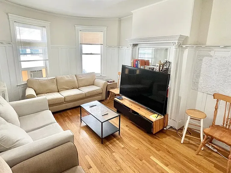 6 Colliston Rd — Photo 4