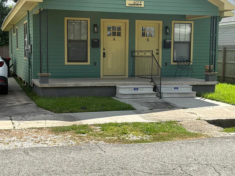 612 E Vermilion St #A — Photo 1