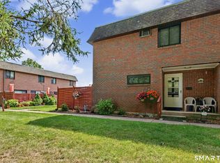Town House 88, Wethersfield, CT 06109