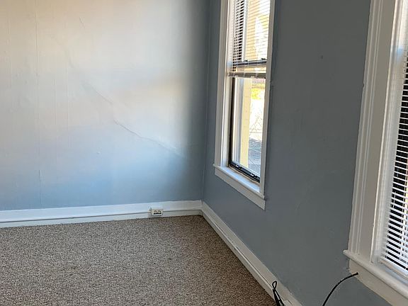 5th image of 405 N McBride St