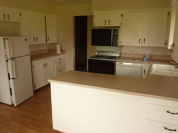 tons of counter space