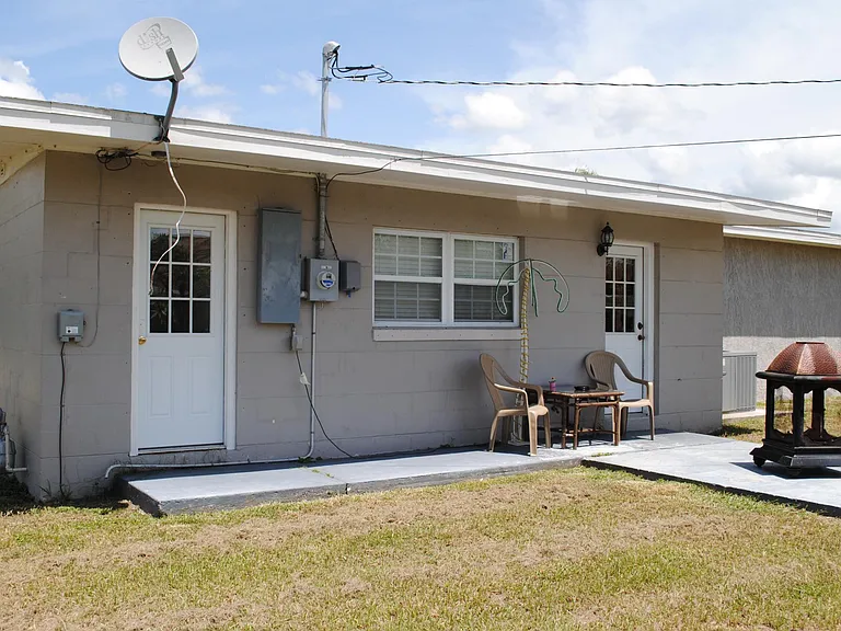 21463 Mallory Ave — Photo 13