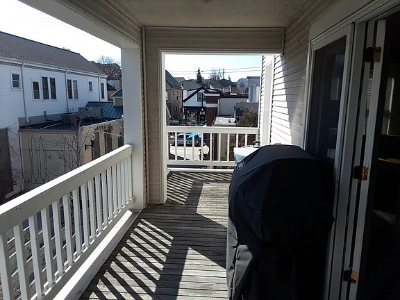2nd image of 1708 N Arlington Pl #B
