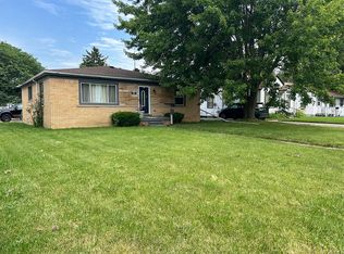 19035 Frazho Rd, Roseville, MI 48066