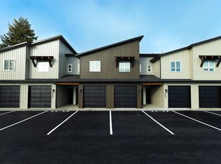 9677 N Buttercup Ln, Hayden, ID 83835