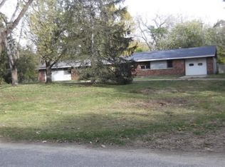 12121 N Wolcott Ave, Sawyer, MI 49125