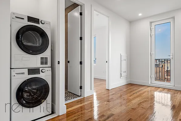 Rented by Rennit Inc. | media 10