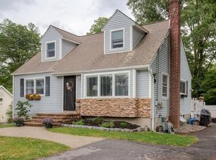 6 Van Steuben Rd, Fishkill, NY 12524