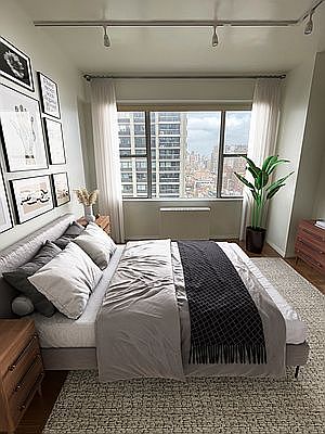 3rd image of 303 E 57th St APT 26H