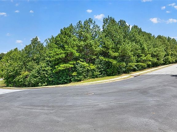 2nd image of 1179 Woodtrace Lane