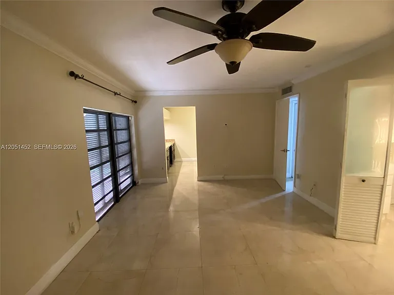 16100 Kilmarnock Dr — Photo 24