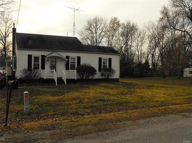 1st image of 709 W Bond Ave