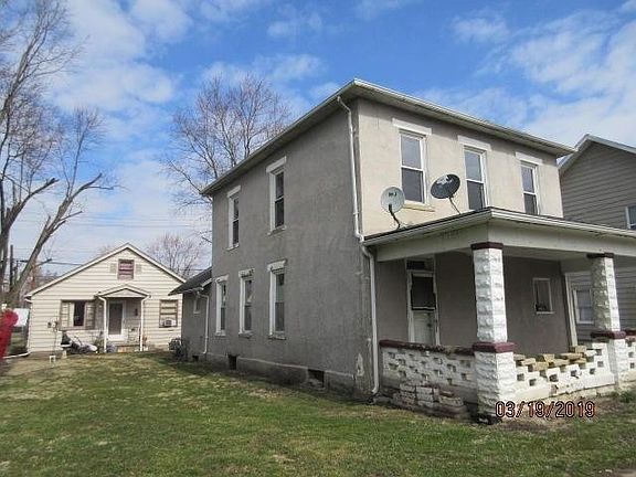 4th image of 64 Poplar Ave #1