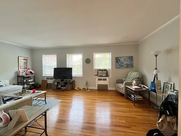 1157 Beacon St #5 — Photo 19