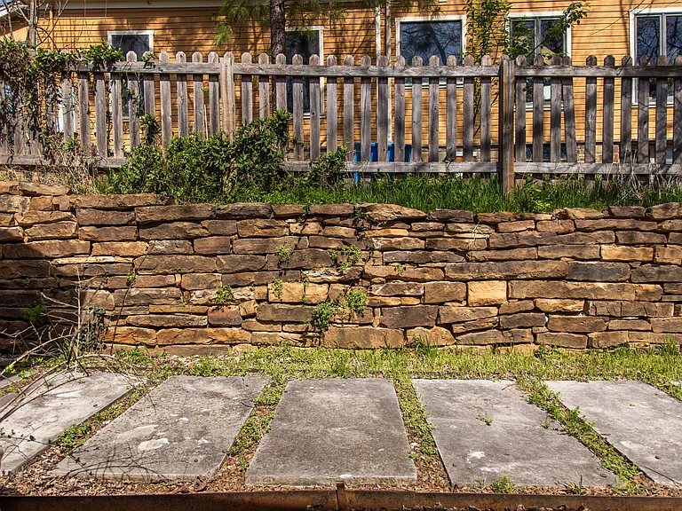 224 S Church Ave — Photo 34