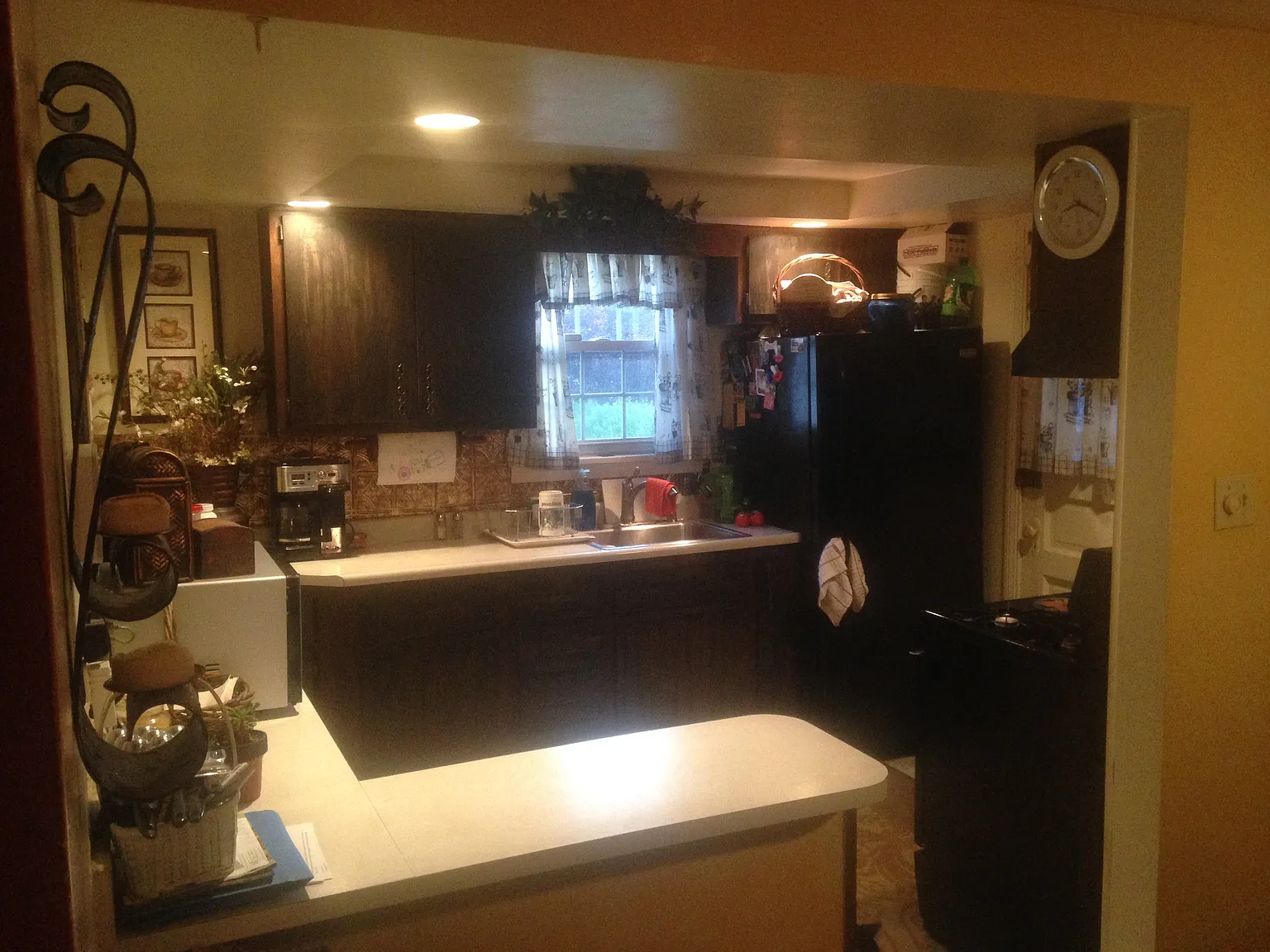 2020 Barnsdale Ave photo 1