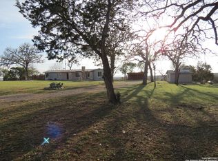 663 Robindale W, Bandera, TX 78003