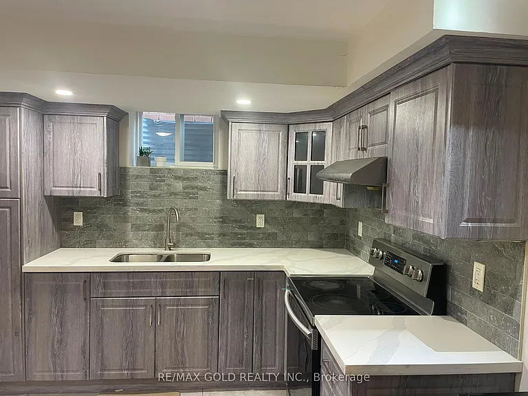 20 Kincaid Ln #BASEMENT — Photo 9