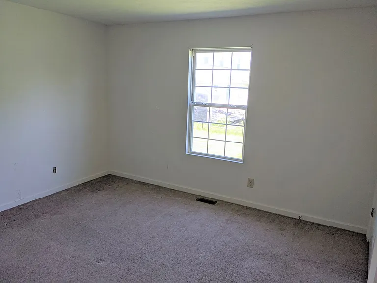 2125 Galaxy Dr — Photo 7