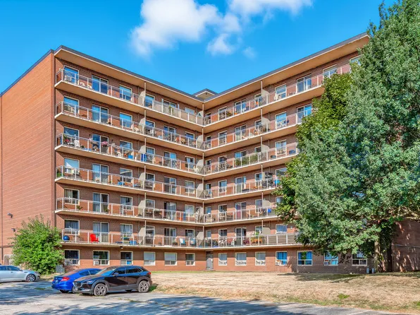 Maple Avenue Apartments and Townhouses