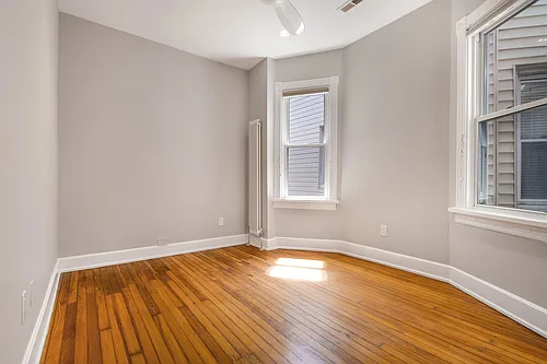 8 R St NW Photo 1