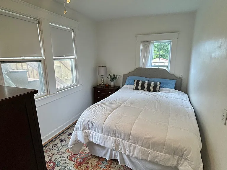Downstairs secondary bedroom / flex office