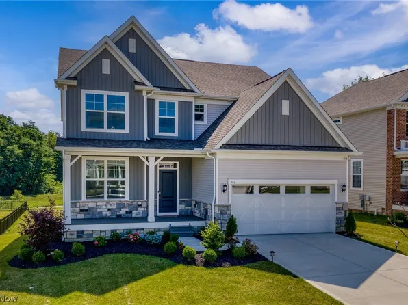 766 River Run Rd, Aurora, OH 44202