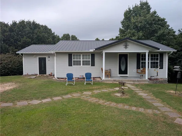 5101 Chestnut Ln, Harrison, AR 72601