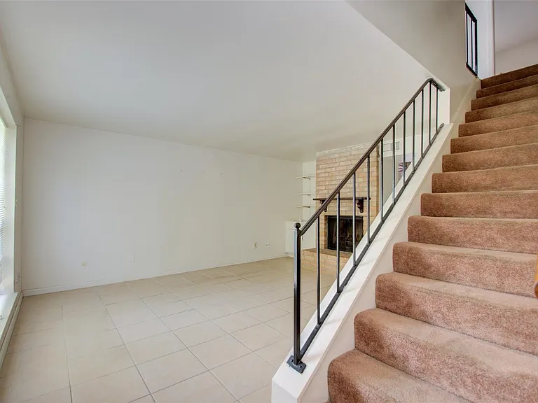 4124 Belle Park Dr #E — Photo 6