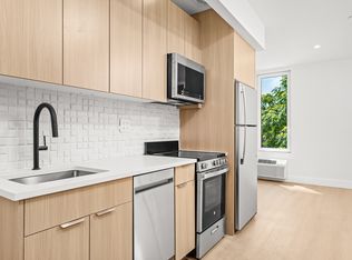 102 E 53rd St #5N, Brooklyn, NY 11203