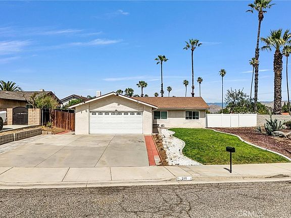 4th image of 2111 Whitestone Dr