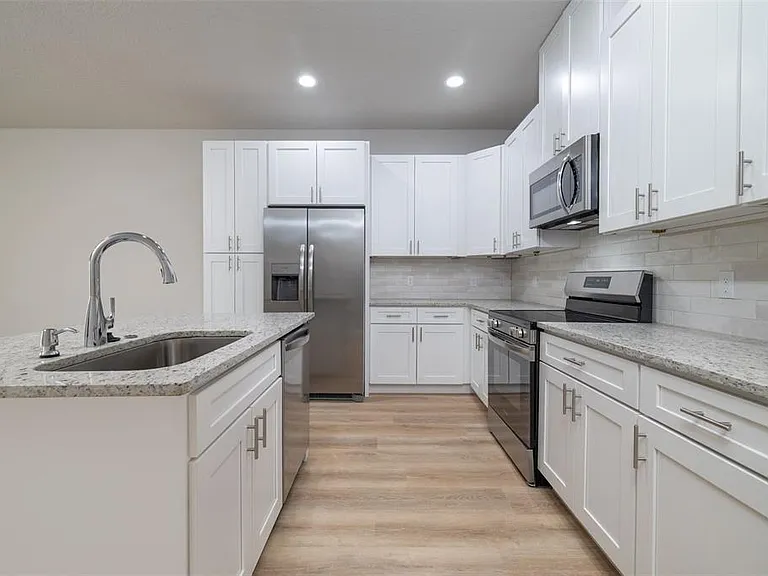45 Providence Ln #A — Photo 9