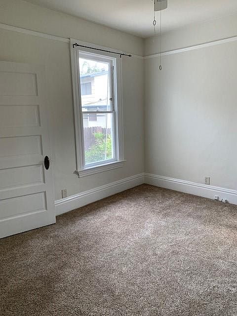 2nd image of 2231 Oak Park Ln