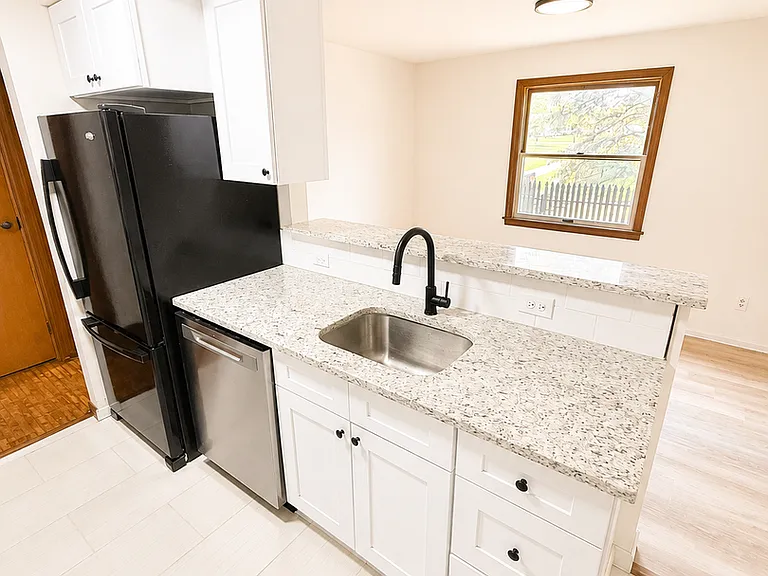 152 McCarty Ave — Photo 48